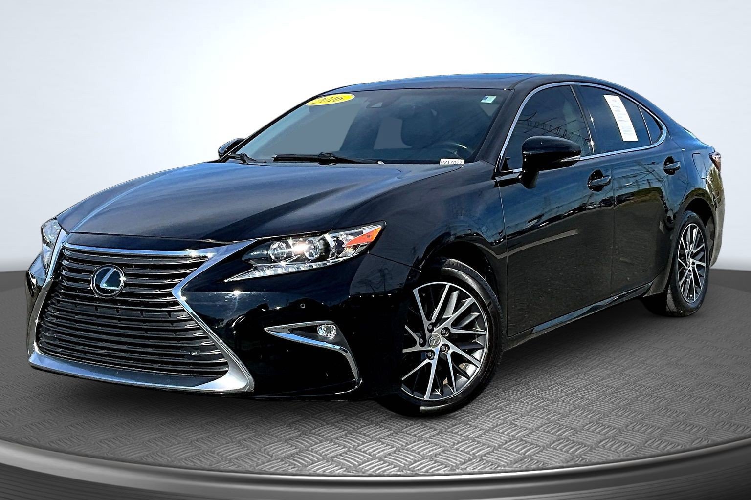 Used 2016 Lexus ES 350 w/ Luxury Package w/Wood Trim