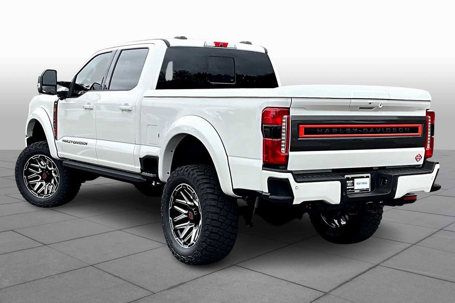 New 2026 Ford F250 Lariat w/ Black Appearance Package image 11