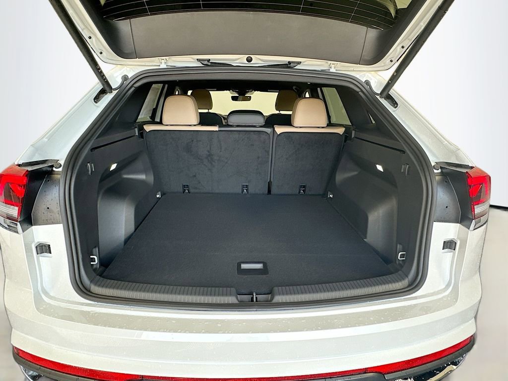 New 2026 Volkswagen Atlas Cross Sport SE image 26