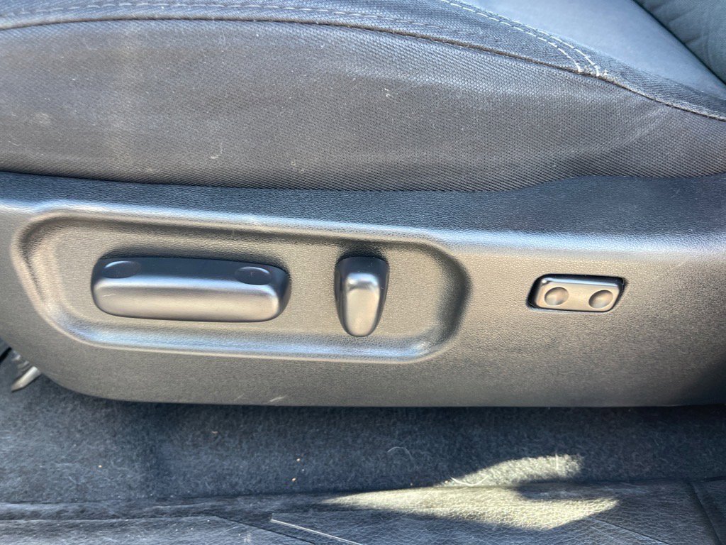 Used 2020 Toyota Tacoma TRD Sport image 9