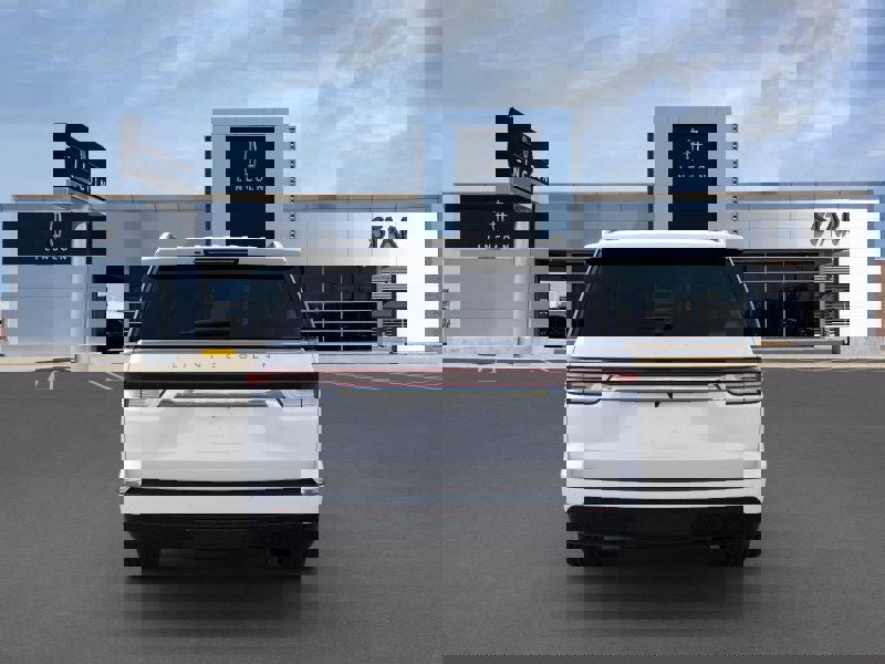 New 2023 Lincoln Navigator L Reserve image 5