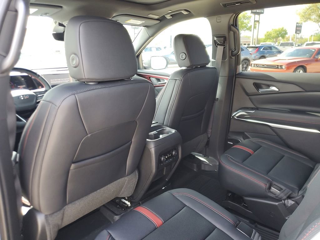 New 2026 Chevrolet Traverse RS image 12
