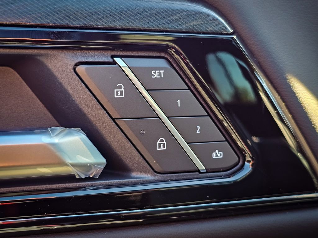 New 2026 GMC Yukon AT4 w/ AT4 Premium Plus Package image 11