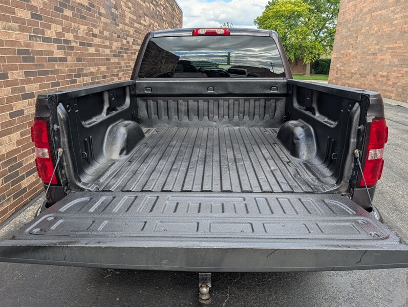 Used 2015 GMC Sierra 1500 SLE w/ SLE Value Package AWD/4WD image 25