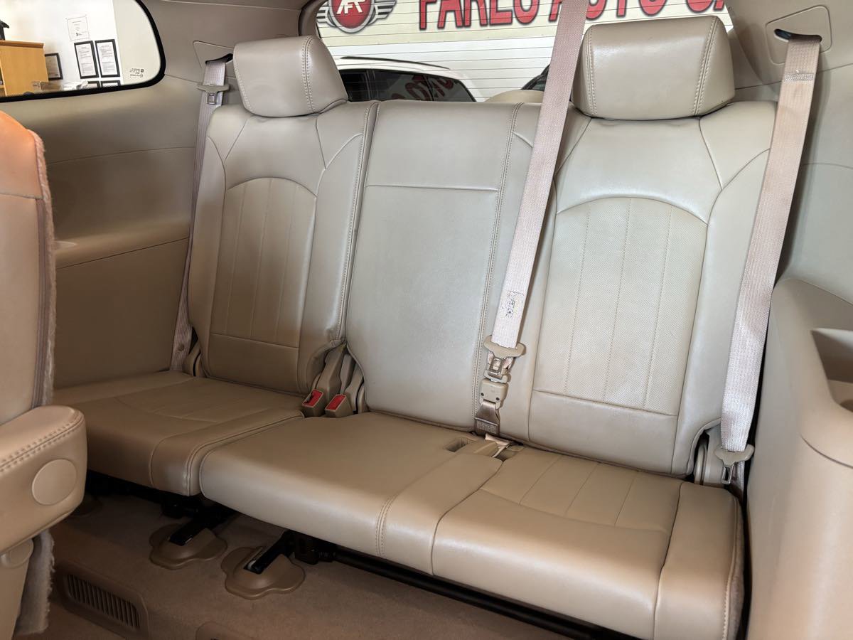 Used 2009 Buick Enclave CXL w/ Driver Confidence Package image 26