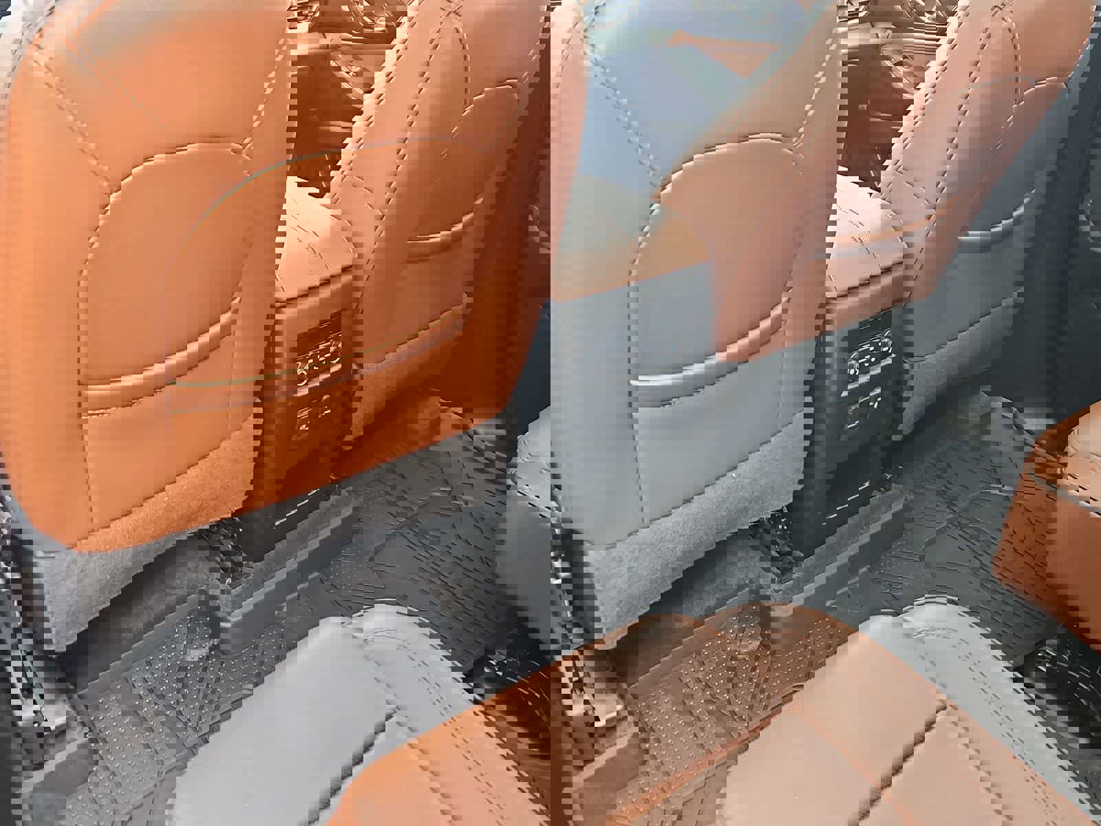 Used 2019 Chevrolet Traverse High Country w/ LPO, Floor Liner Package image 18