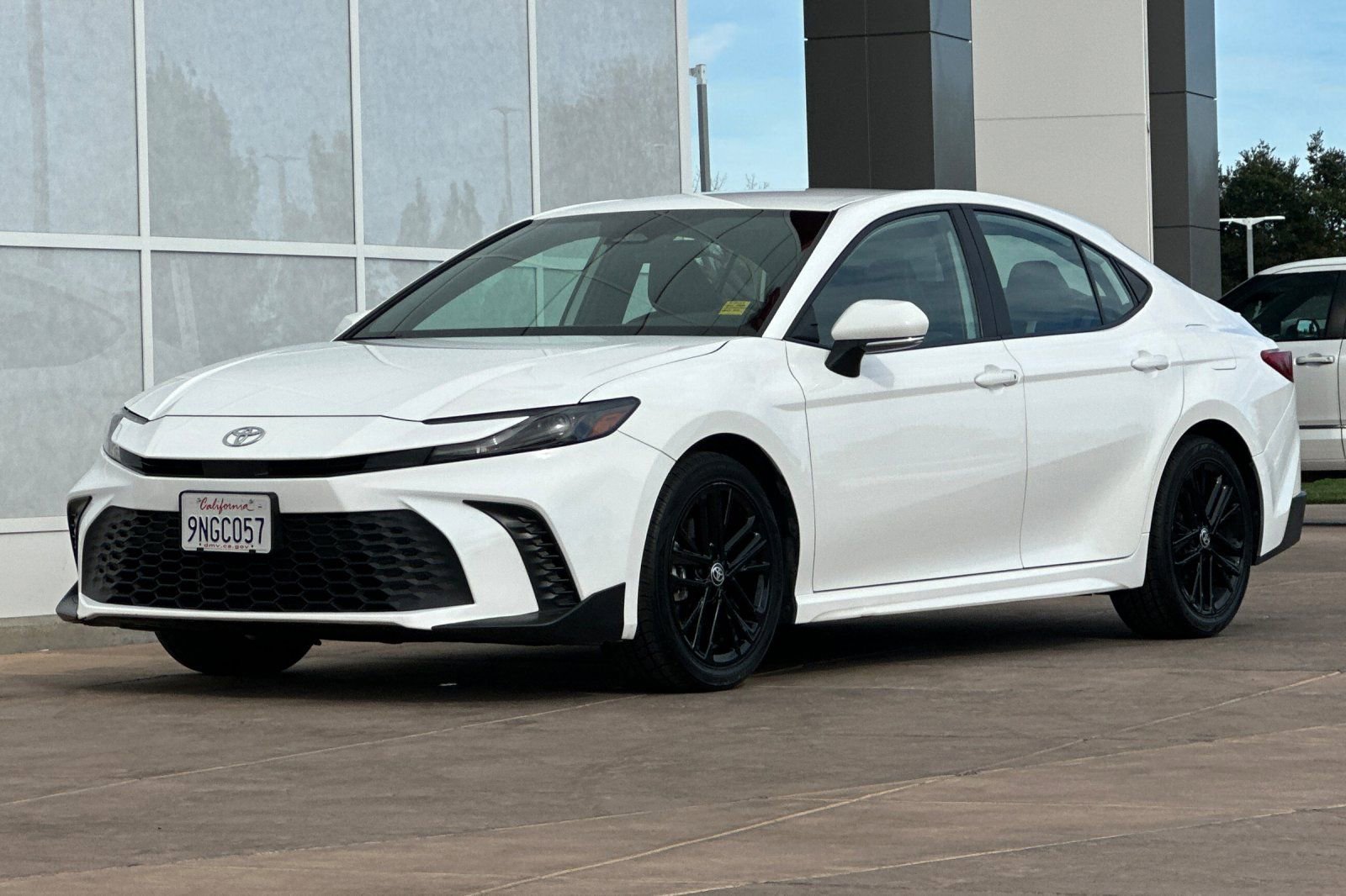 Certified 2025 Toyota Camry SE image 10