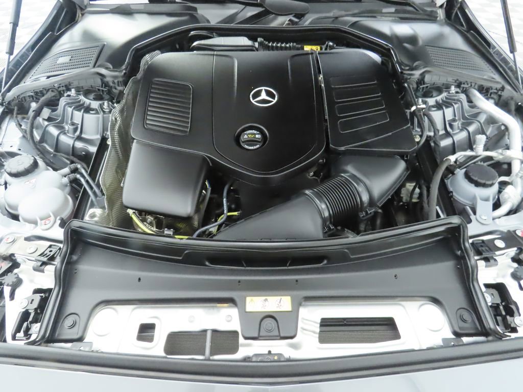 New 2025 Mercedes-Benz C 300 4MATIC Sedan image 31