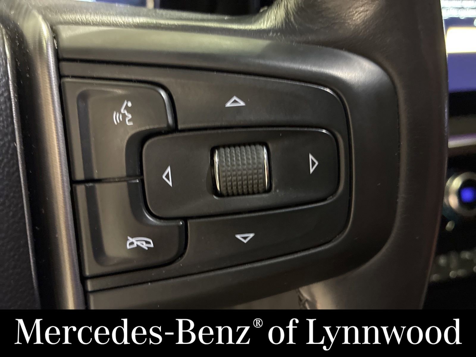 Used 2024 GMC Sierra 3500 Denali Ultimate AWD/4WD image 21
