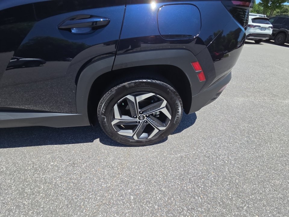 Used 2024 Hyundai Tucson Limited AWD/4WD image 27