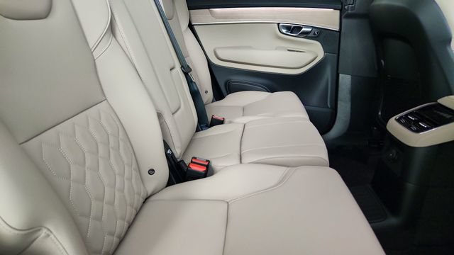 New 2026 Volvo XC90 T8 Plus w/ Protection Package Premier AWD/4WD image 36