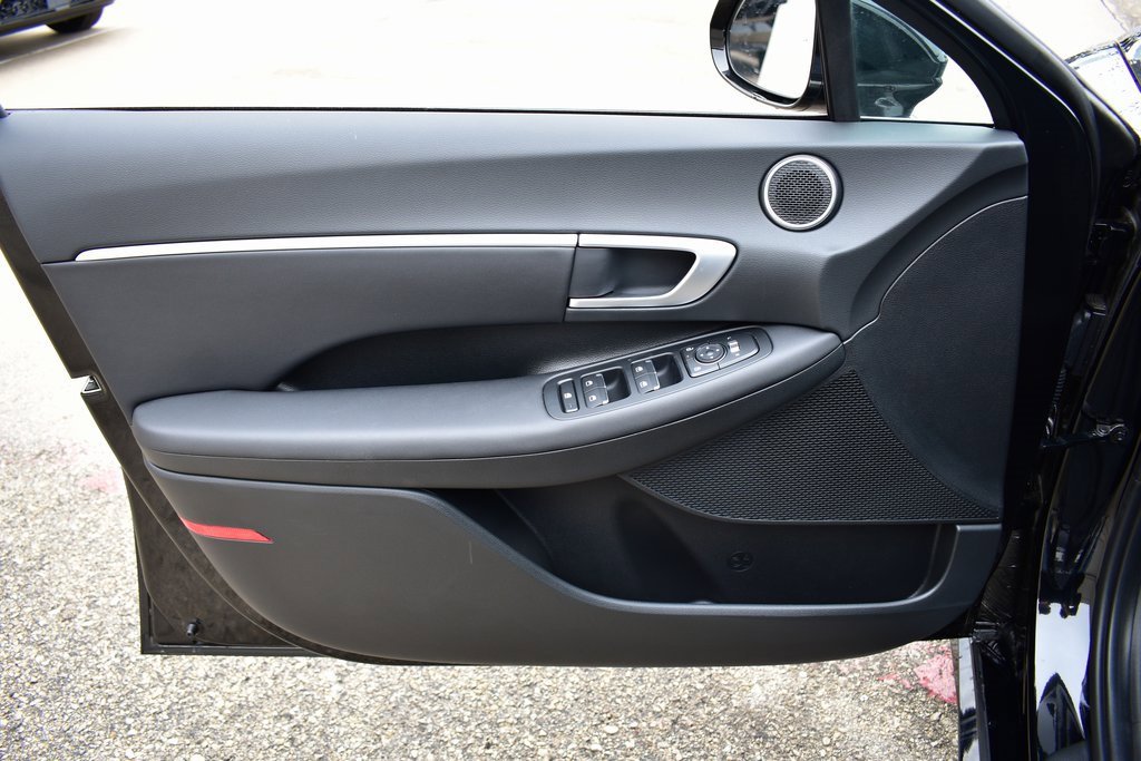 New 2025 Hyundai Sonata SEL image 12