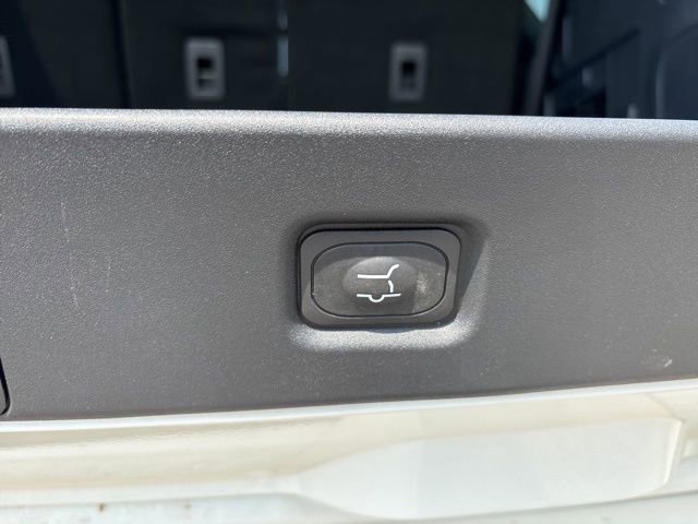 New 2026 Ford Expedition Platinum image 32