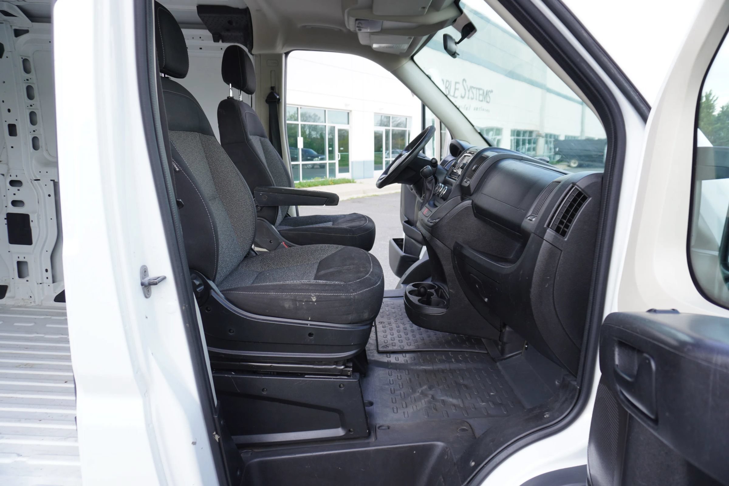 Used 2015 RAM ProMaster 1500 w/ Interior Convenience Group FWD image 13