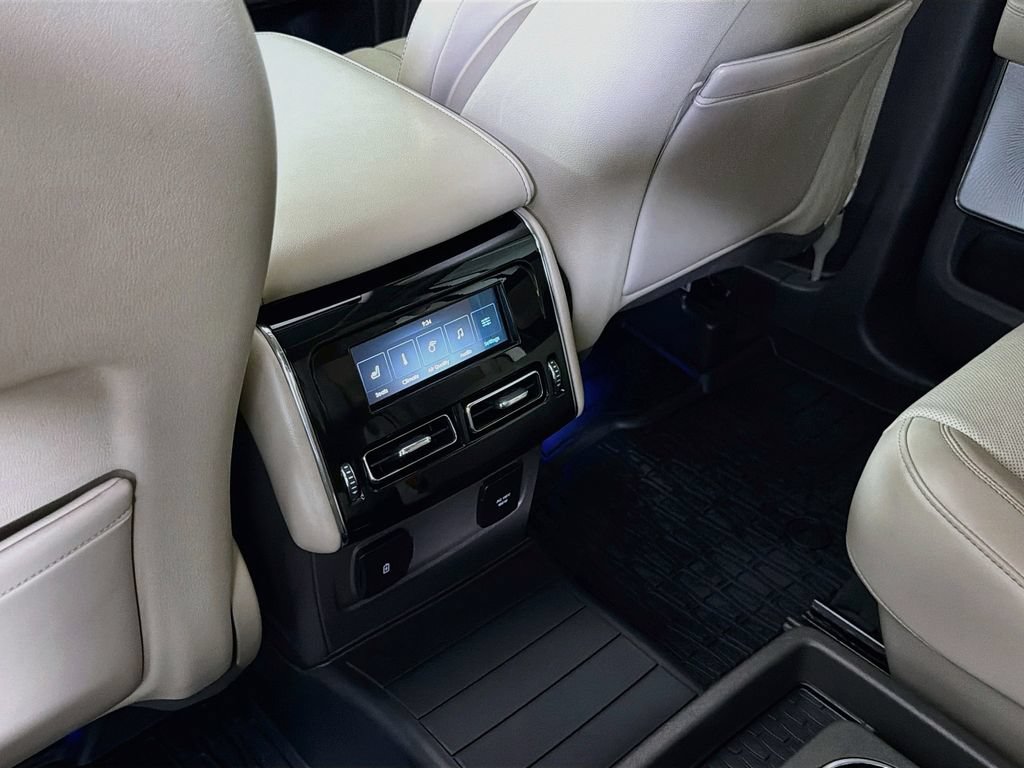 Used 2021 Lincoln Aviator Reserve w/ Equipment Group 202A AWD/4WD image 30