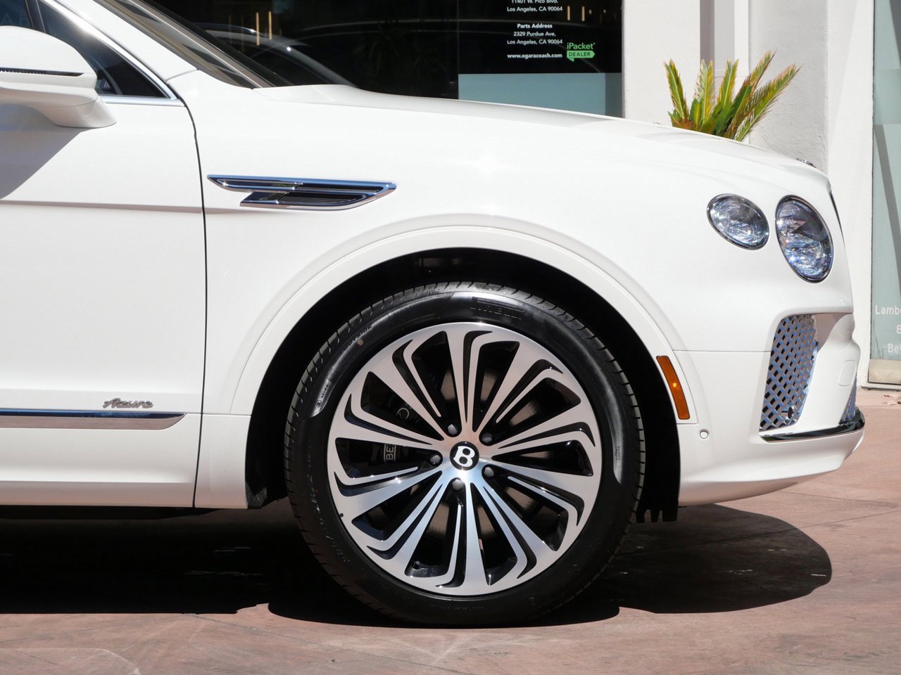 New 2025 Bentley Bentayga image 6