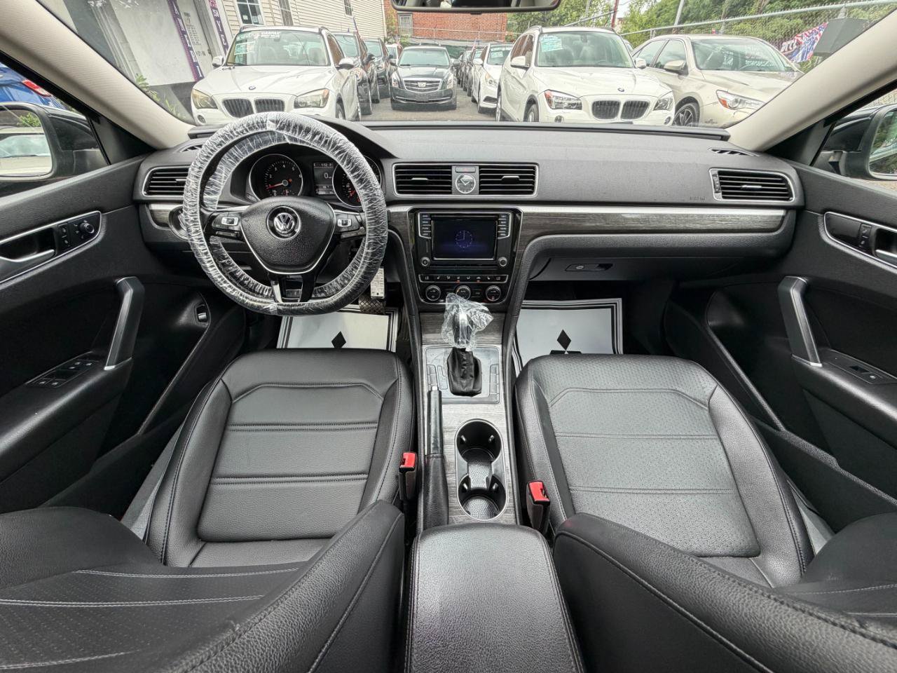 Used 2016 Volkswagen Passat 1.8T SE FWD image 46