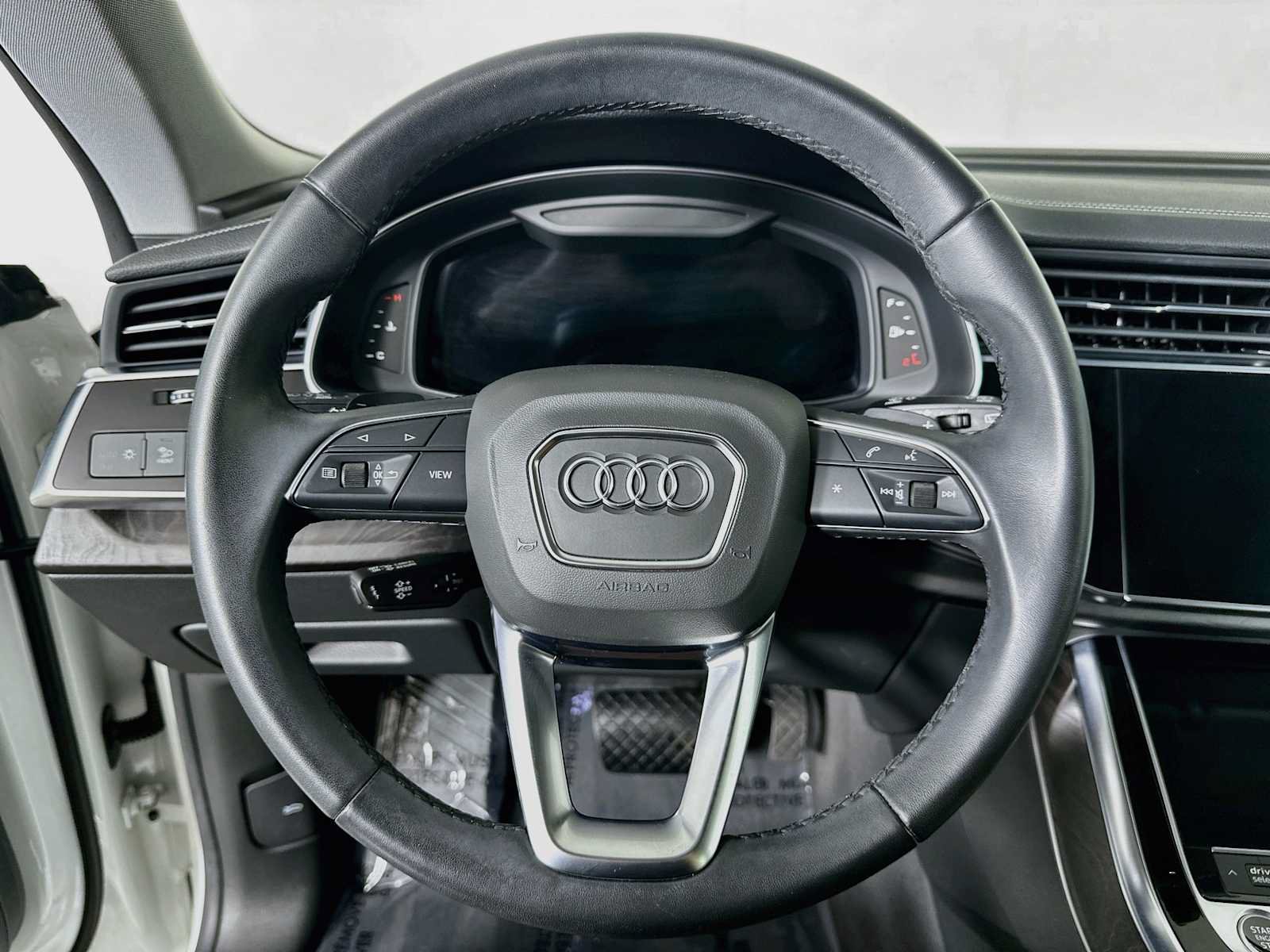 Certified 2023 Audi Q8 Premium w/ Convenience Package AWD/4WD image 11