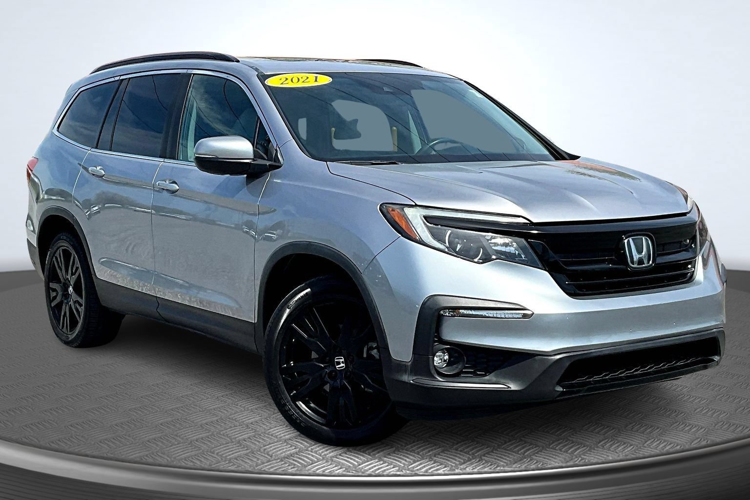 Used 2021 Honda Pilot Special Edition image 3