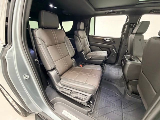 Certified 2025 Chevrolet Suburban High Country w/ Sun And Tow Package AWD/4WD image 30