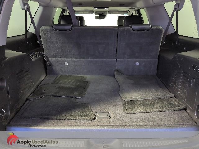 Used 2016 Chevrolet Suburban LTZ image 8