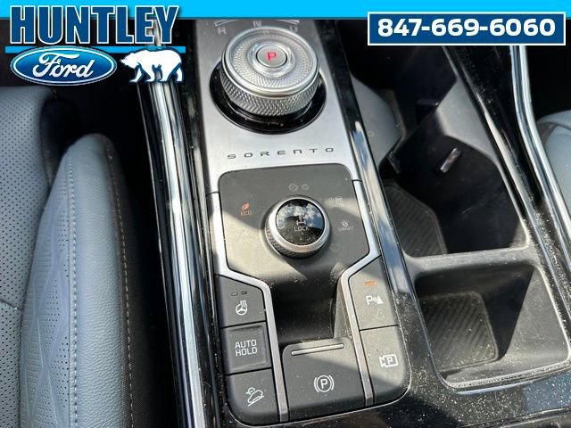 Used 2025 Kia Sorento SX Prestige image 24