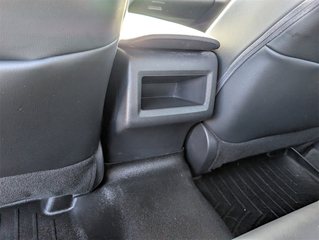 Used 2022 Toyota Camry SE image 28