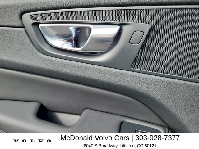 New 2026 Volvo XC60 T8 Plus w/ Climate Package PRO AWD/4WD image 15