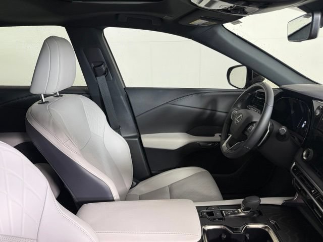 Certified 2026 Lexus RX 350 Premium Plus w/ Accessory Package (2T) FWD image 35