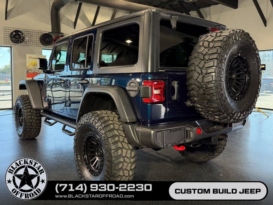 Used 2025 Jeep Wrangler Unlimited Rubicon AWD/4WD image 9