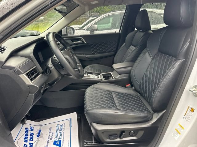 Used 2024 Mitsubishi Outlander SEL AWD/4WD image 20