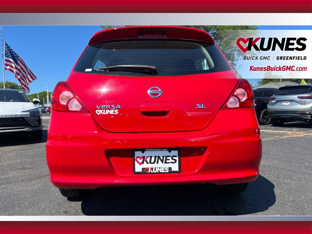 Used 2012 Nissan Versa Hatchback FWD image 17