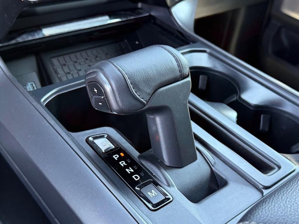 Used 2024 Ford F150 Lariat w/ Equipment Group 502A High image 17