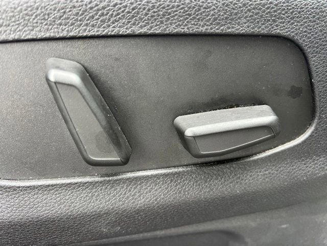 Used 2024 Kia Carnival SX Prestige FWD image 35
