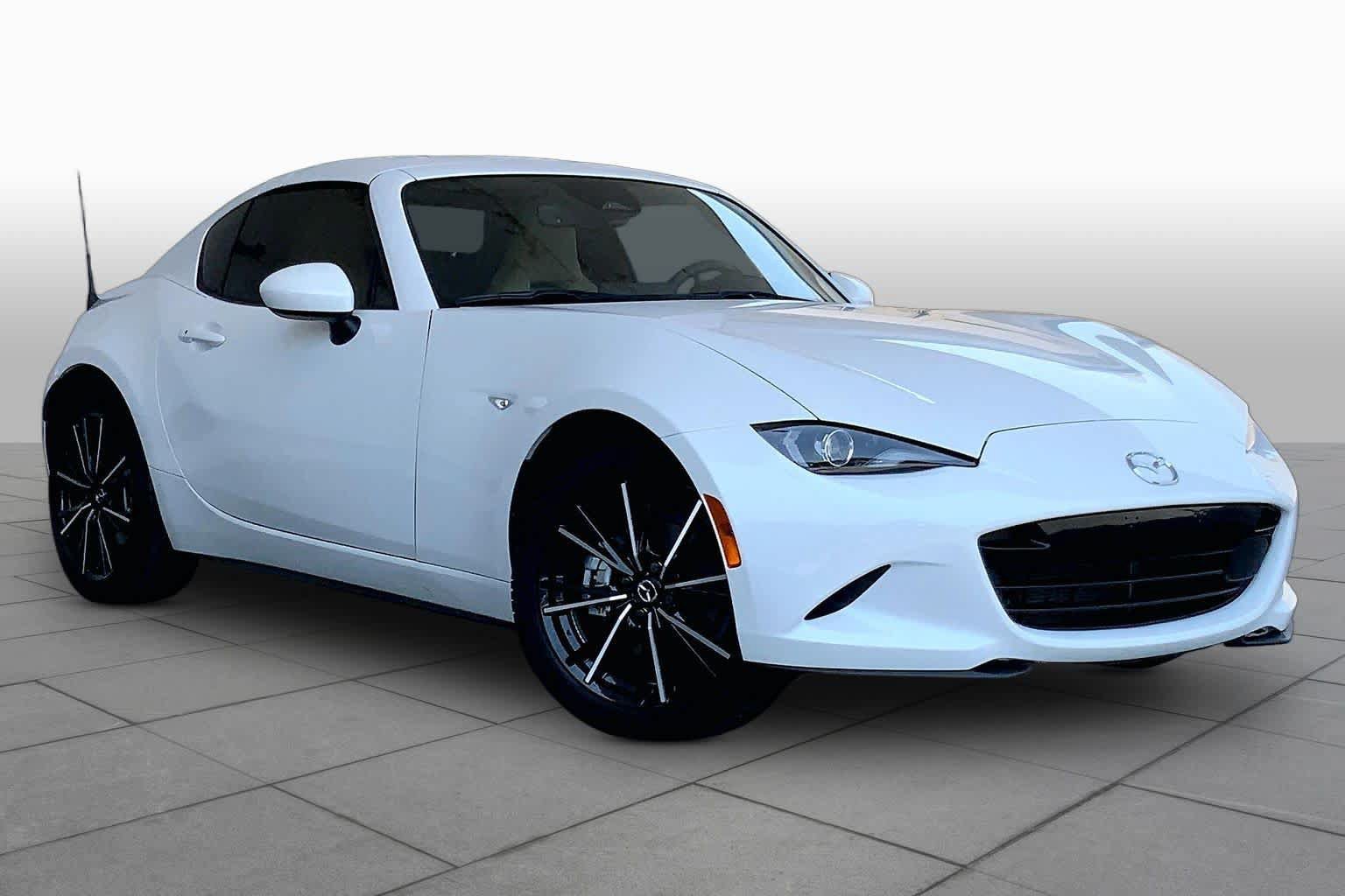 Used 2025 MAZDA MX-5 Miata RF Grand Touring RWD image 3