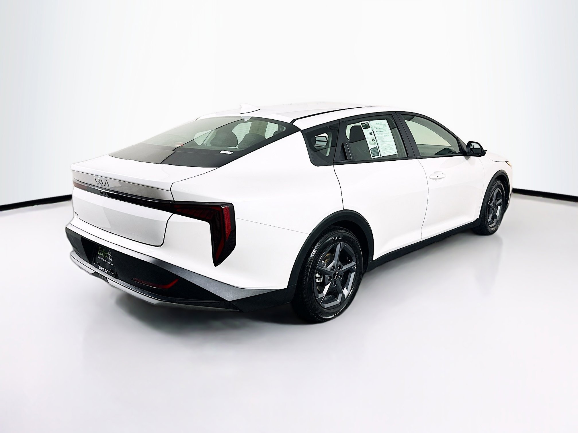 Used 2025 Kia K4 LXS image 9