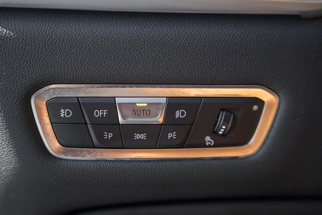 Used 2020 BMW X7 xDrive40i w/ Premium Package image 49