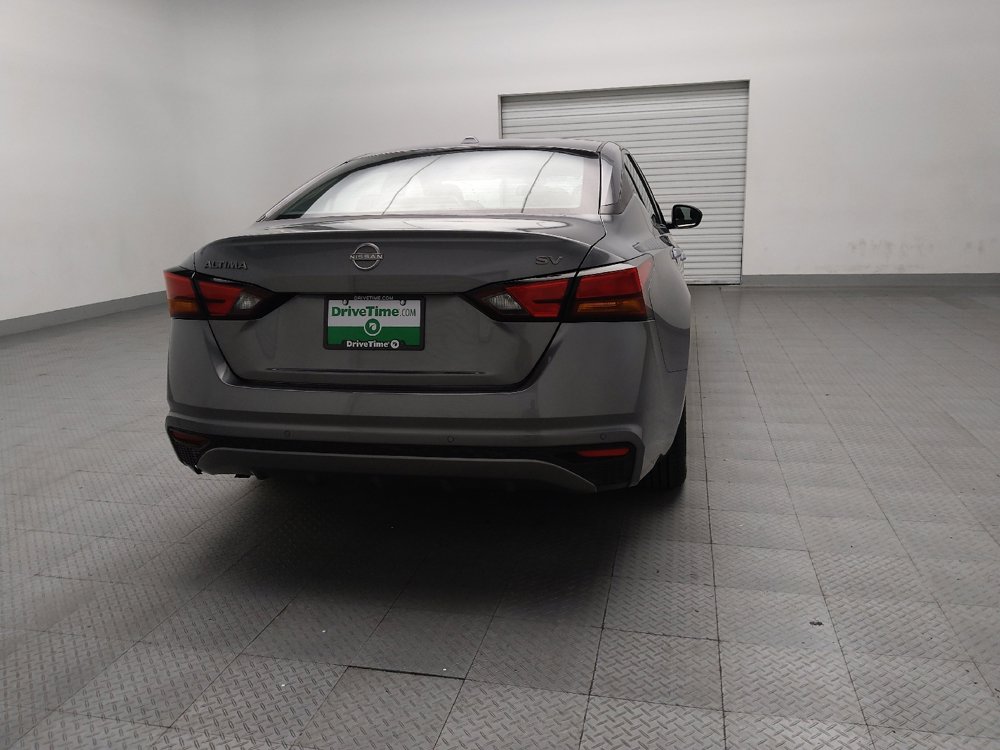 Used 2024 Nissan Altima 2.5 SV image 7