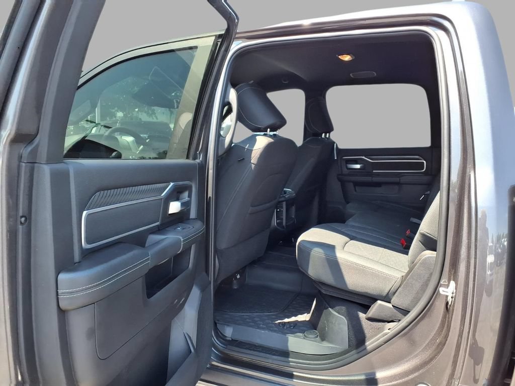 Used 2025 RAM 2500 Big Horn AWD/4WD image 24