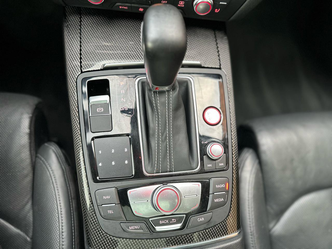 Used 2016 Audi S6 Prestige w/ Prestige Package image 38