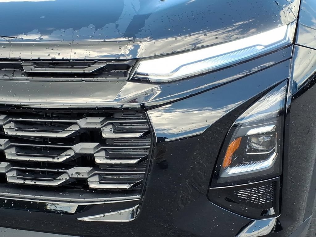 New 2026 Chevrolet Equinox LT w/ Midnight Edition AWD/4WD image 7