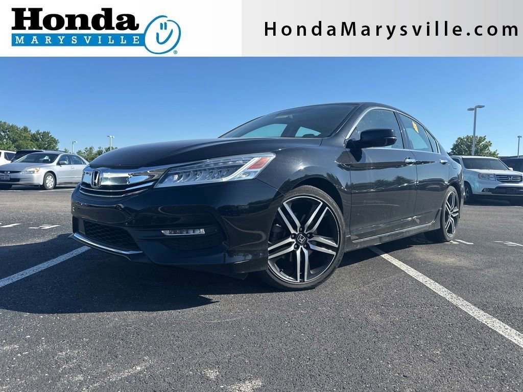Used 2017 Honda Accord Touring image 1