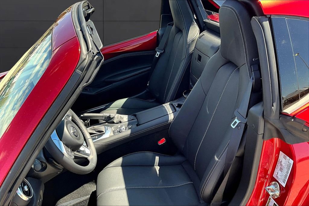New 2026 MAZDA MX-5 Miata RF Grand Touring RWD image 9
