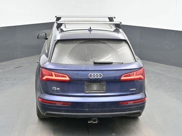 Used 2020 Audi Q5 2.0T Premium w/ Titanium Sport Package image 24
