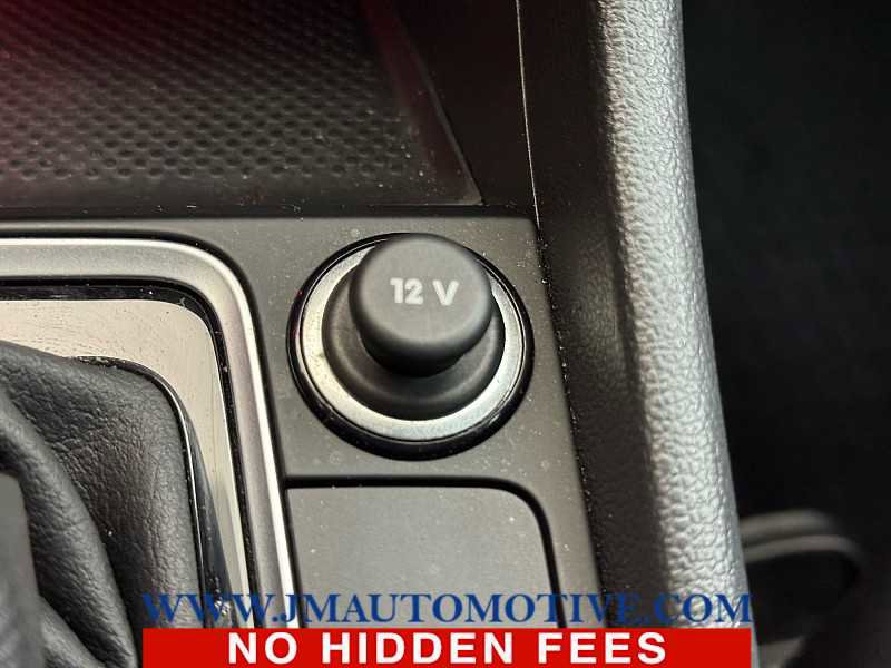 Used 2019 Volkswagen Jetta SEL image 36