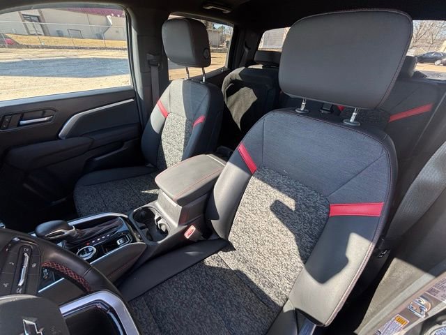 Used 2023 Chevrolet Colorado Z71 w/ Z71 Convenience Package 2 image 4