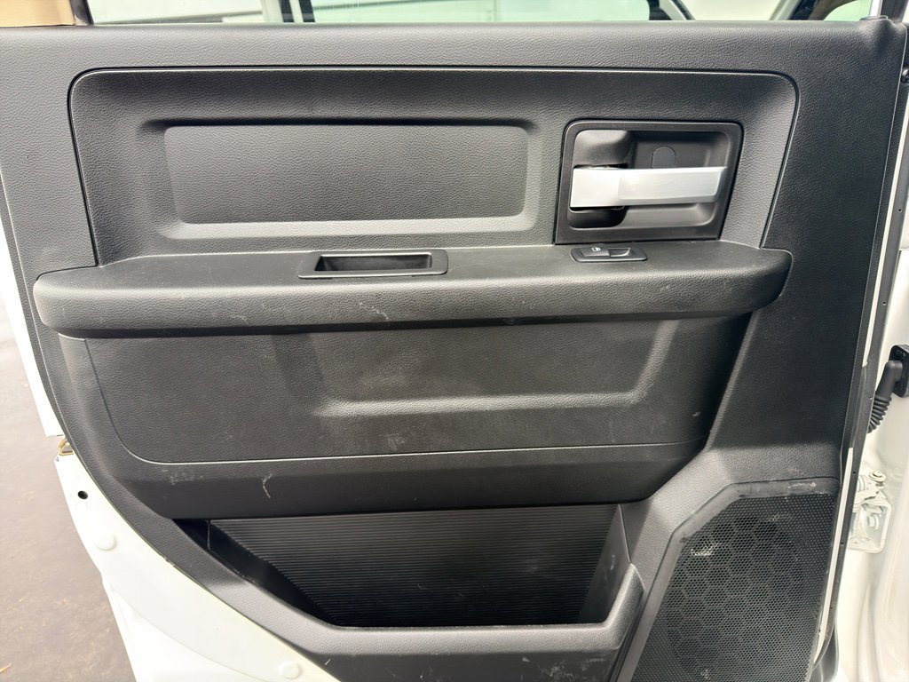 Used 2019 RAM 5500 Tradesman w/ Chrome Appearance Group image 10