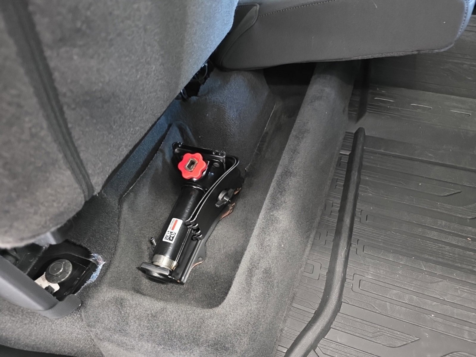 Used 2024 GMC Sierra 1500 SLT w/ SLT Premium Package image 14