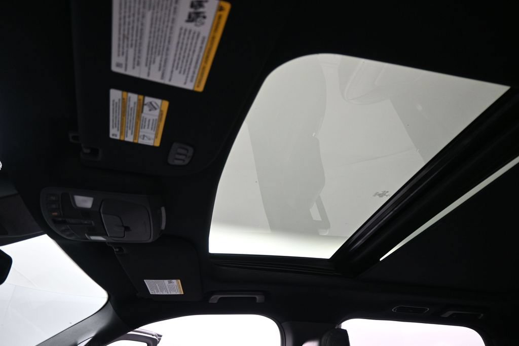 Certified 2020 Ford Expedition Max Limited RWD image 17