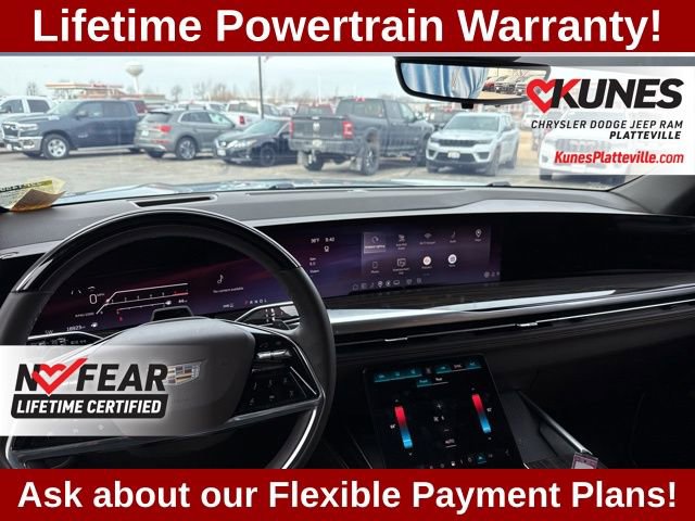Used 2025 Cadillac Escalade Premium Luxury AWD/4WD image 23